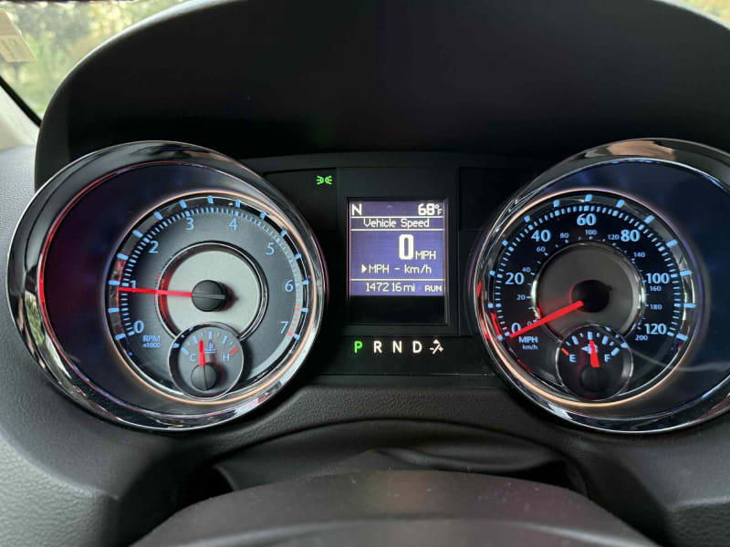 2012 CHRYSLER Town and Country photo 18