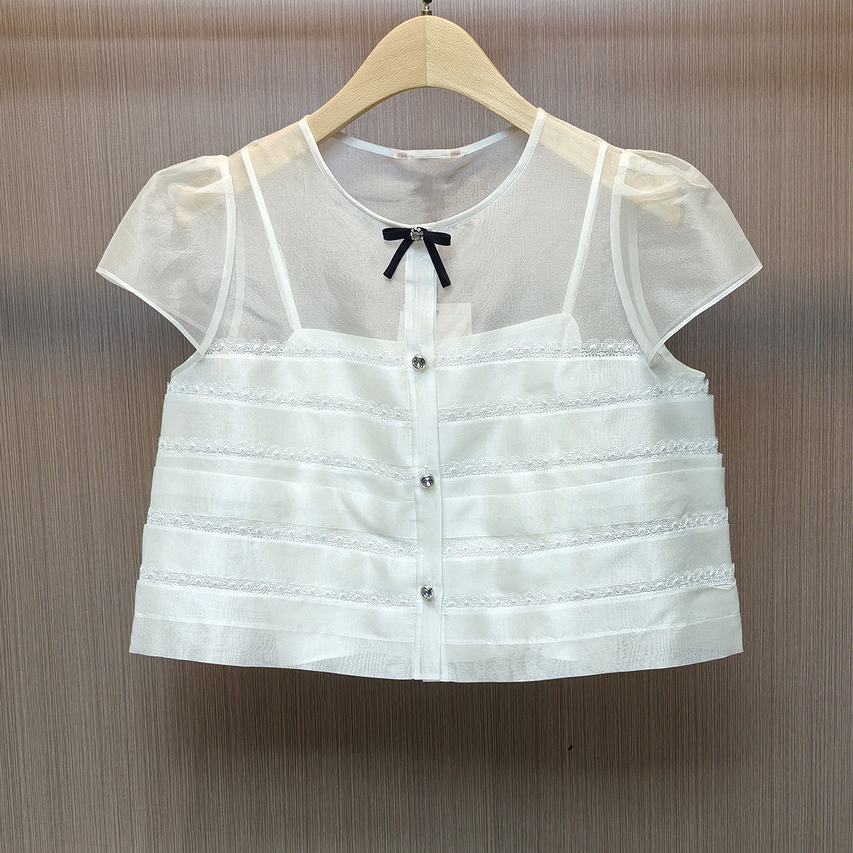 Bow crop top 