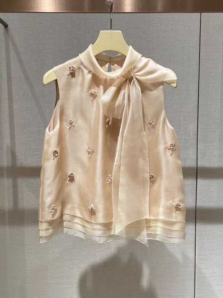 Pussy-Bow Blouse 