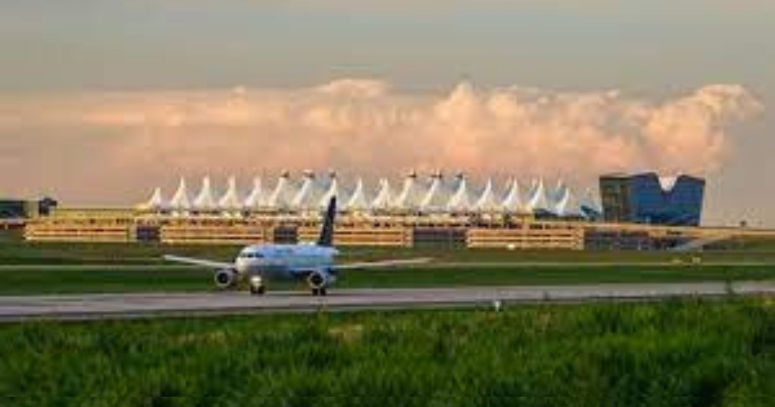 United Airlines Denver Terminal – Denver International Airport (DIA)