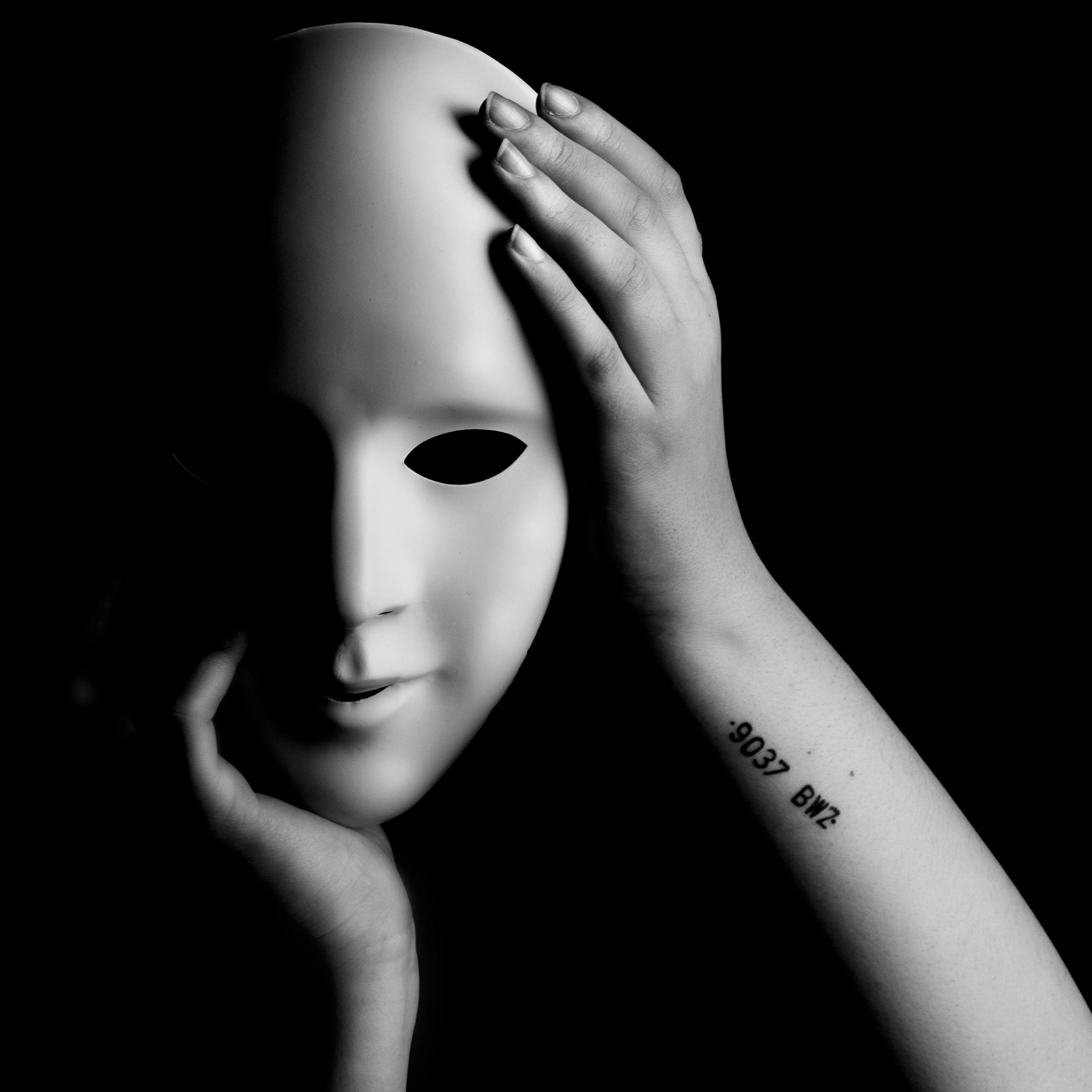 Semantic Satiation of the Ego