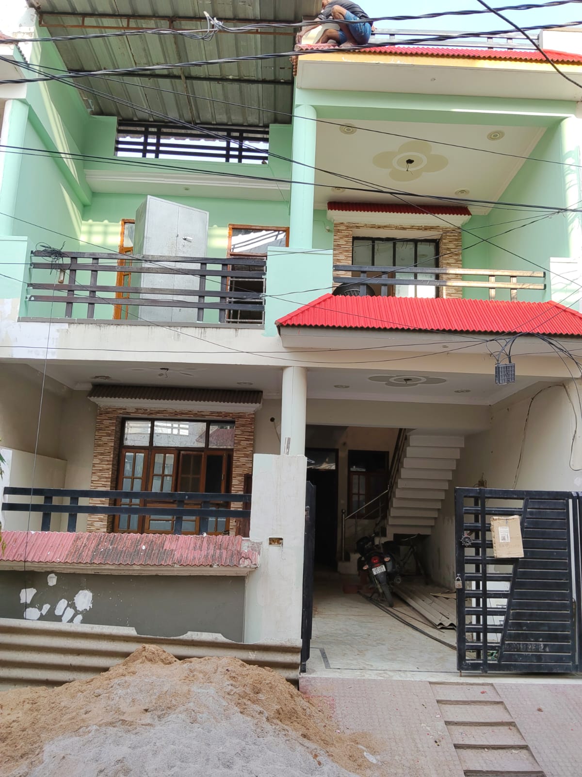 Ateeq room and flats 