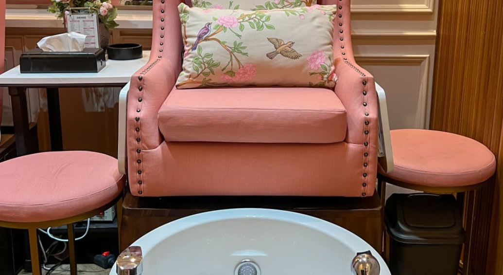 Think Pink Salon Bali