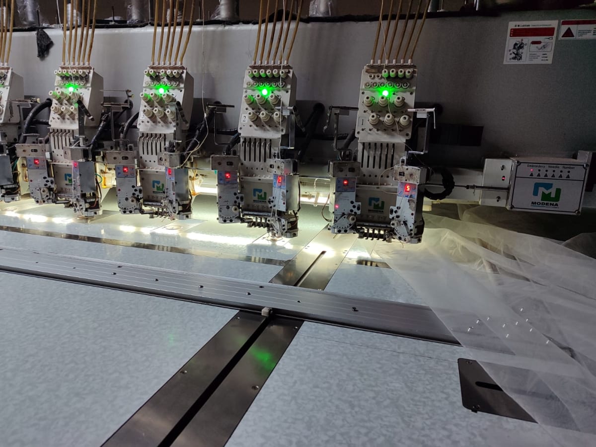 Satılık Sinsim Marka 34 Kafa 2017 Model - Çift Kortlu Nakış Makinası