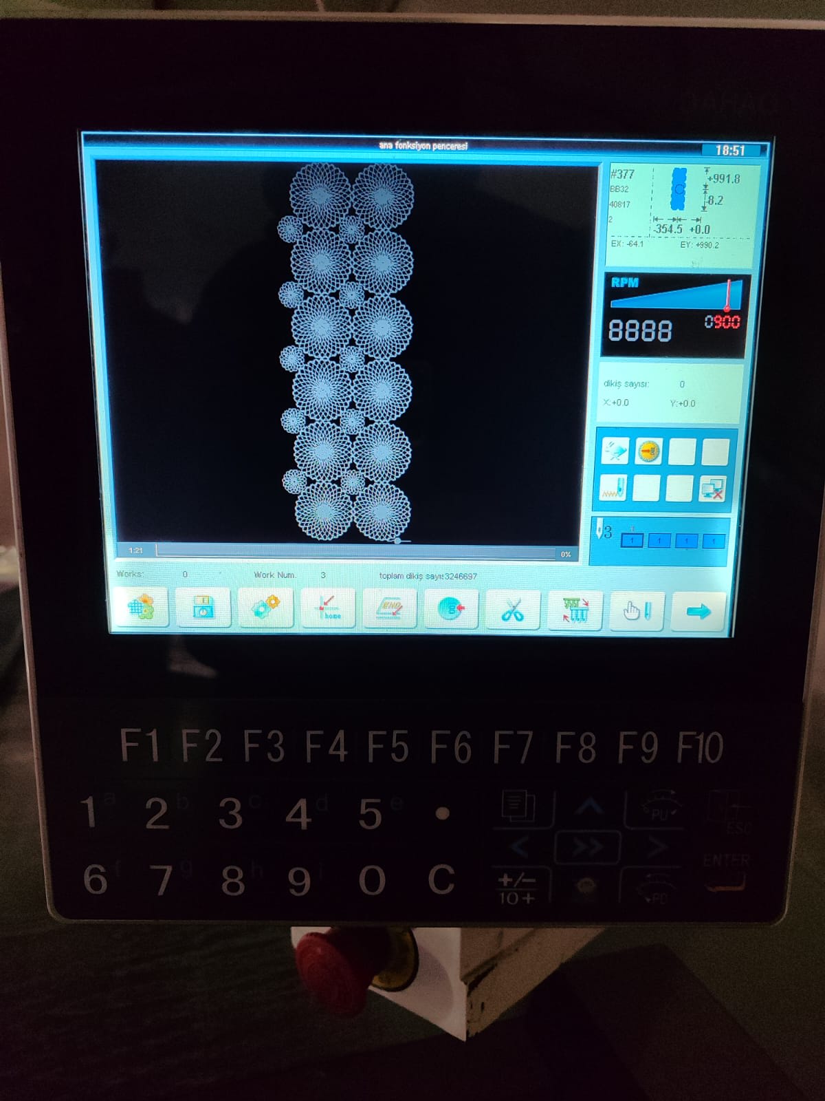 Satılık Maya Marka 2016 Model 28 Kafa - Çift Kortlu Nakış Makinası