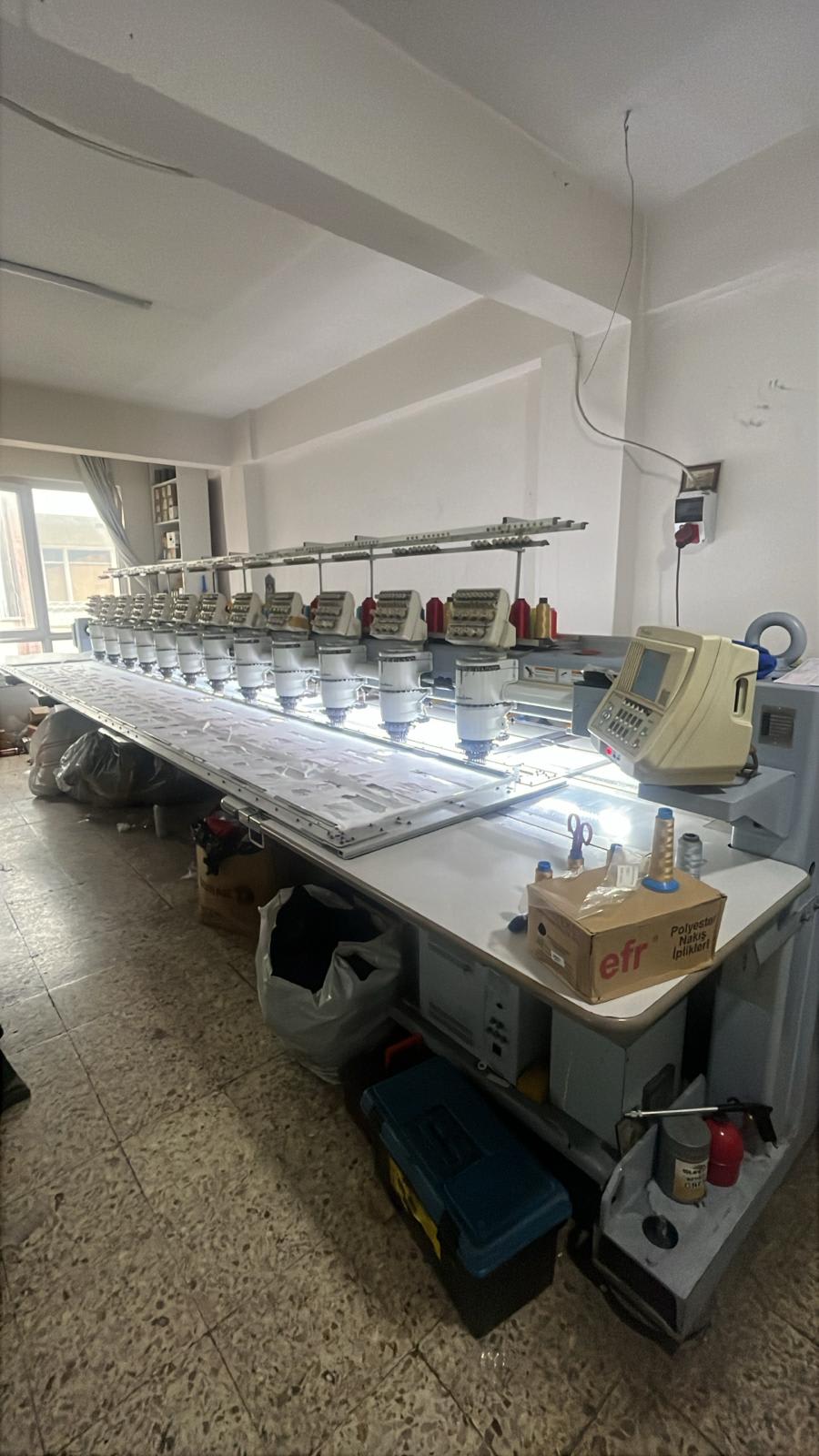 Satılık Barudan 12 kafa 2003 model 40x60 kasnak ölçüsü nakış makinası. 