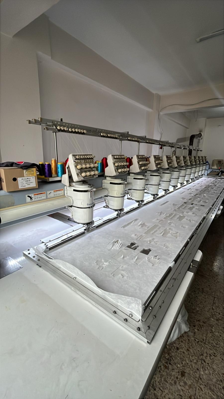 Satılık Barudan 12 kafa 2003 model 40x60 kasnak ölçüsü nakış makinası.  - 2