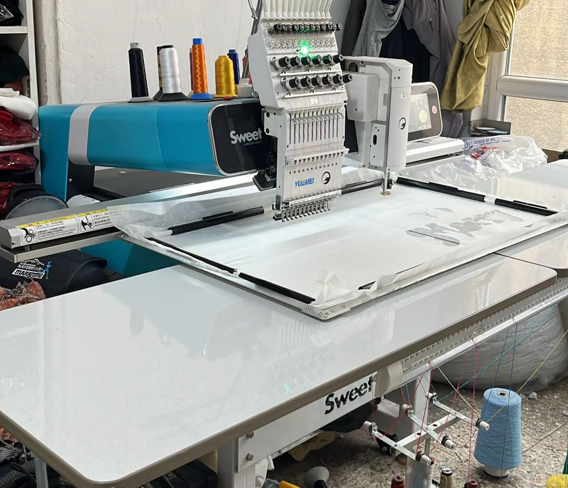 Satılık Yuemei suzene 2024 model tek kafa nakış makinesi. 