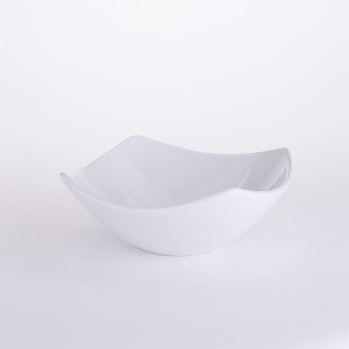 American Metalcraft SQND11 76 oz. White Ceramic Squound™ Bowl