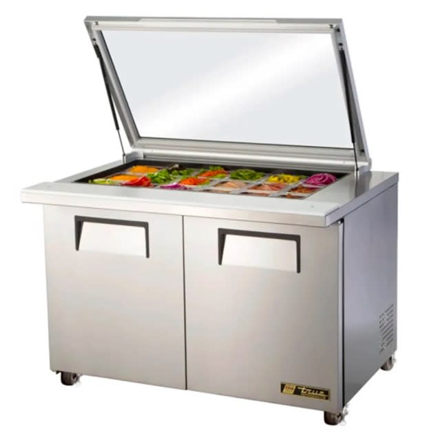 True TSSU-48-18M-B-FGLID-HC~SPEC3 48" Mega-Top Sandwich/Salad Prep Table With Flat Glass Lid And Two Solid Door Refrigerated Base