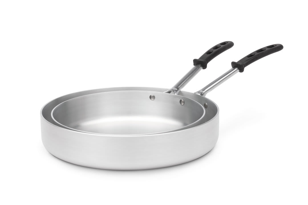 Vollrath 67735 Wear-Ever 5 Quart (12") Sauté Pan with Black Handle