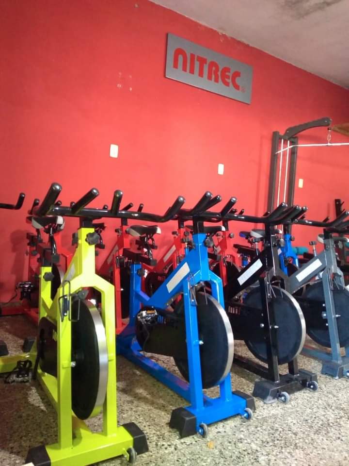 6 BICICLETA INDOOR PROFESIONAL STD