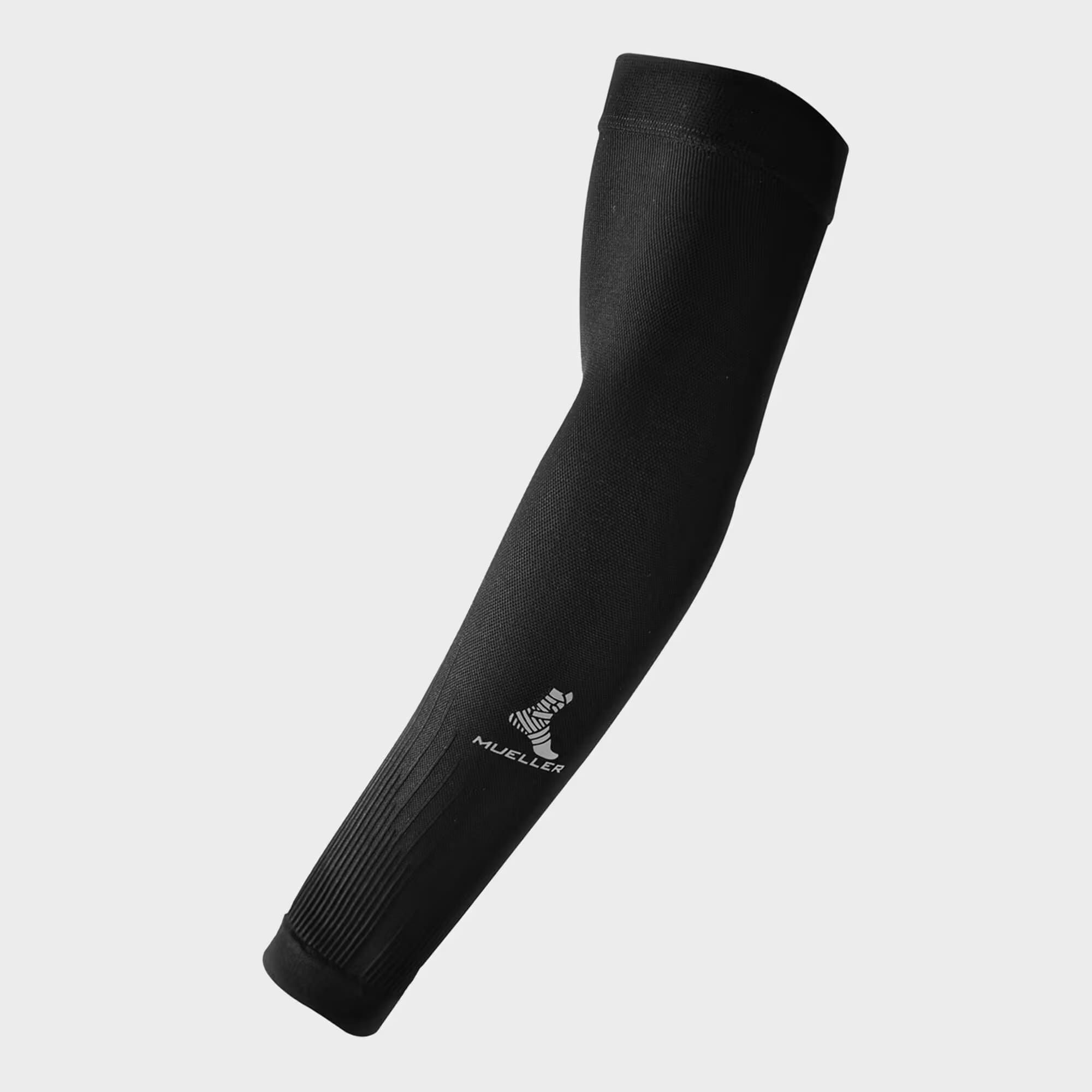 Mueller Graduated Compression Arm Sleeves Black XL