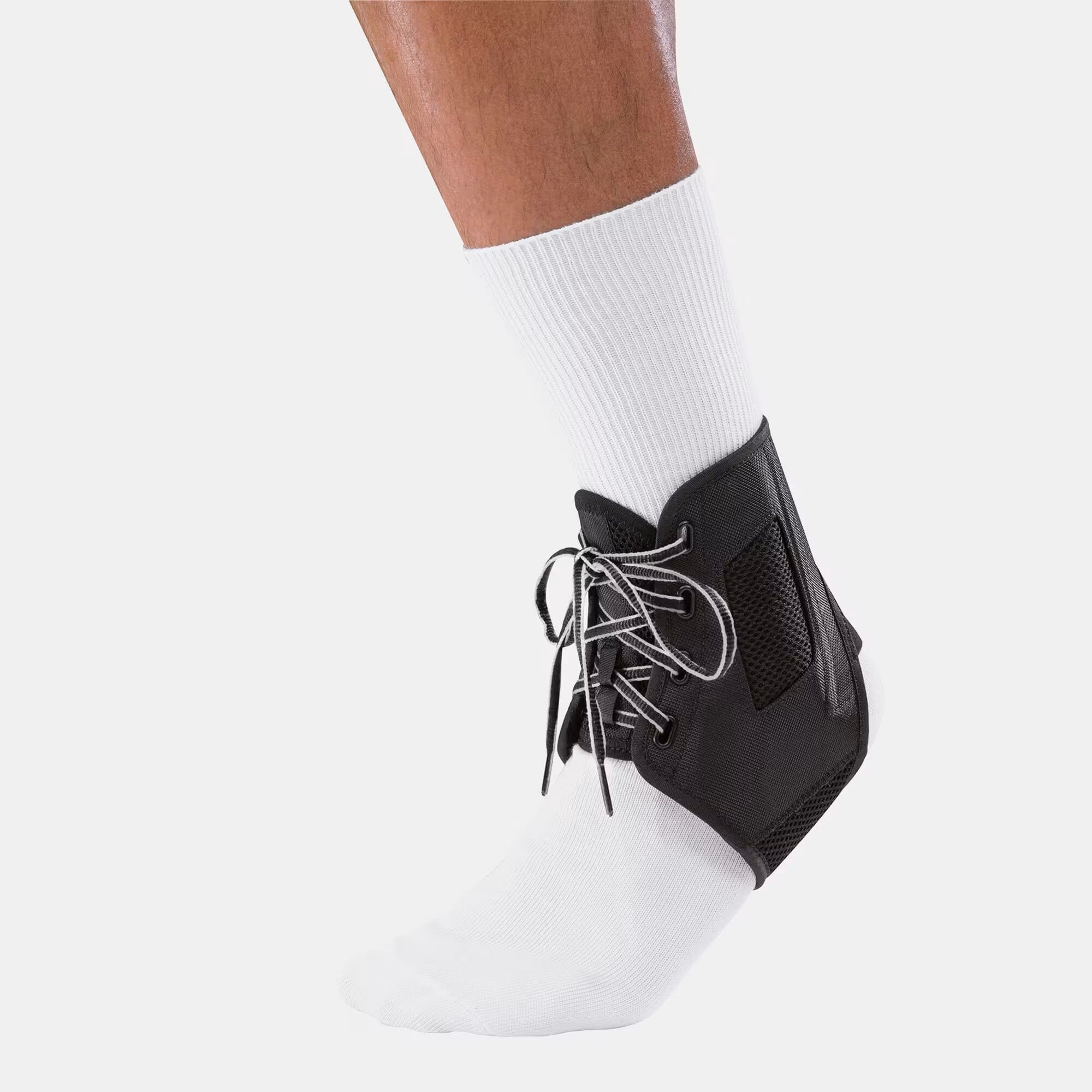 Mueller ATF3 Ankle Brace Black LG