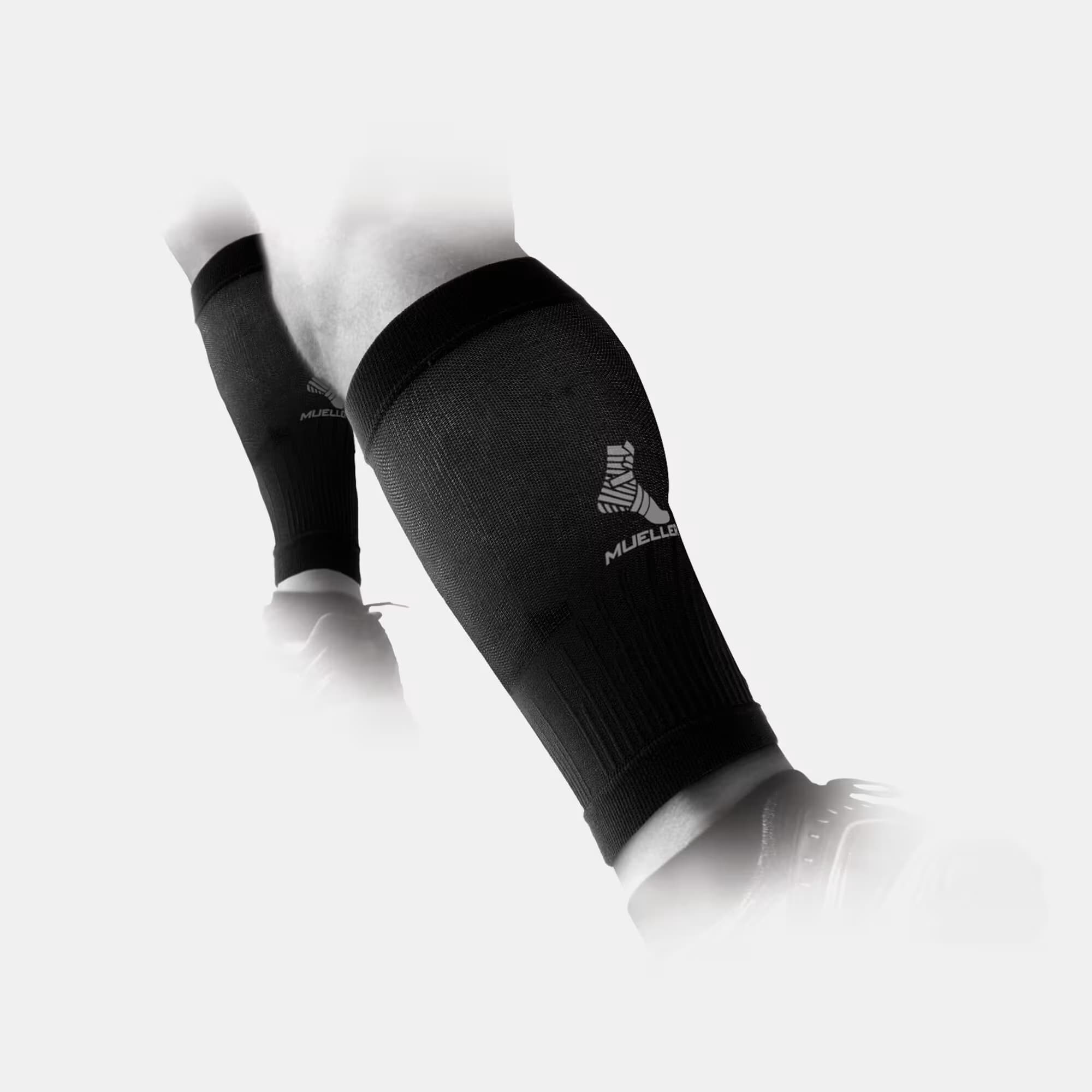 Mueller Graduated Compression Calf Sleeve Black LG