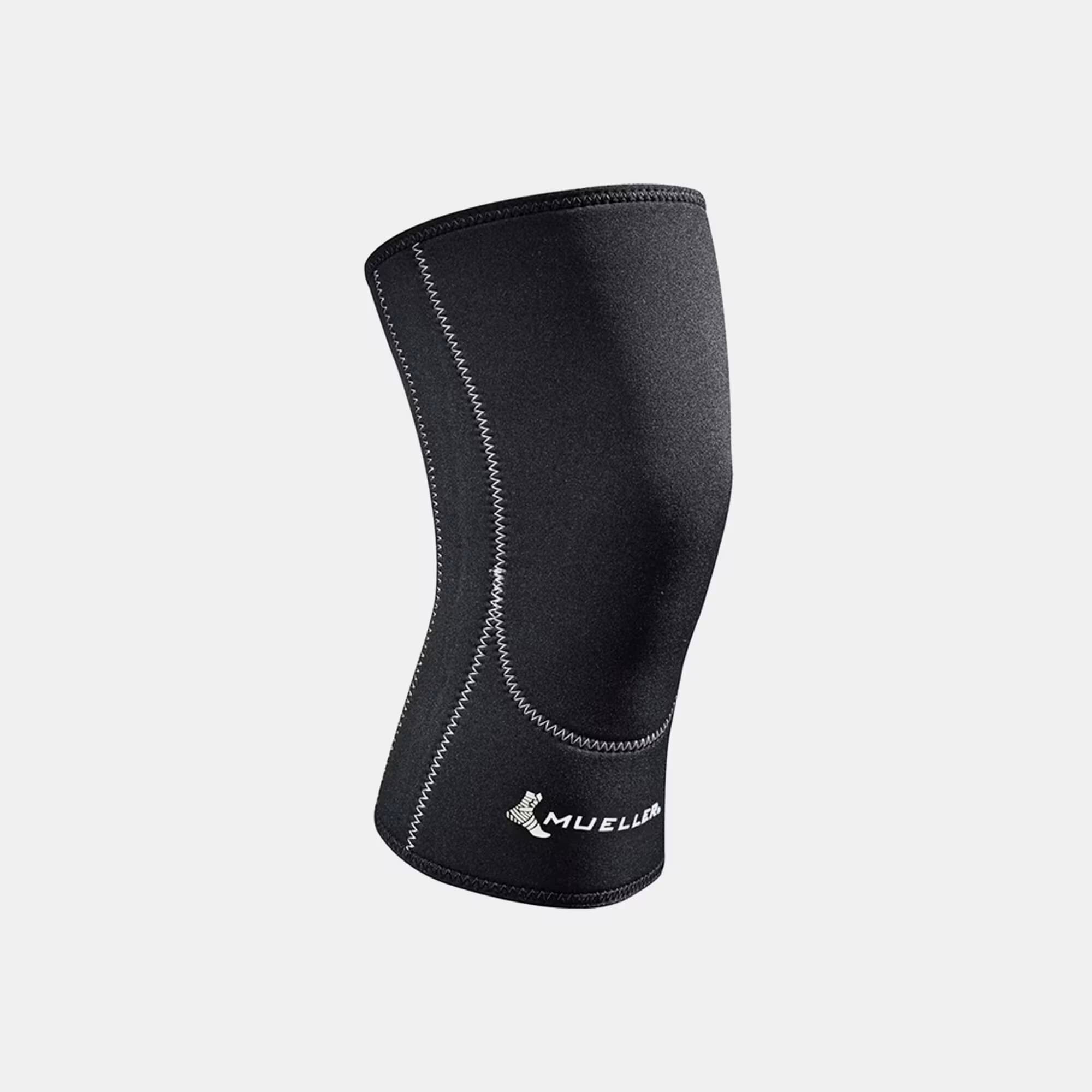 Mueller Closed Patella Knee Sleeve LG