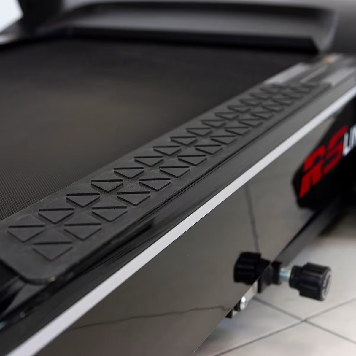 Bh Fitness Home Use Treadmill RS900 2.5hp G6178