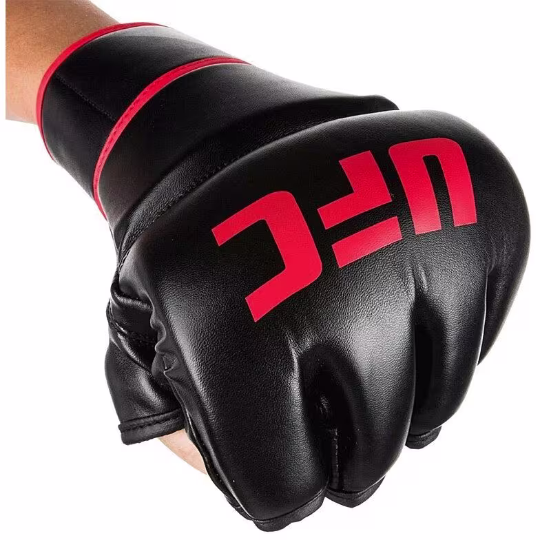 UFC Contender MMA Bag Glove-6 Oz, Black S/M