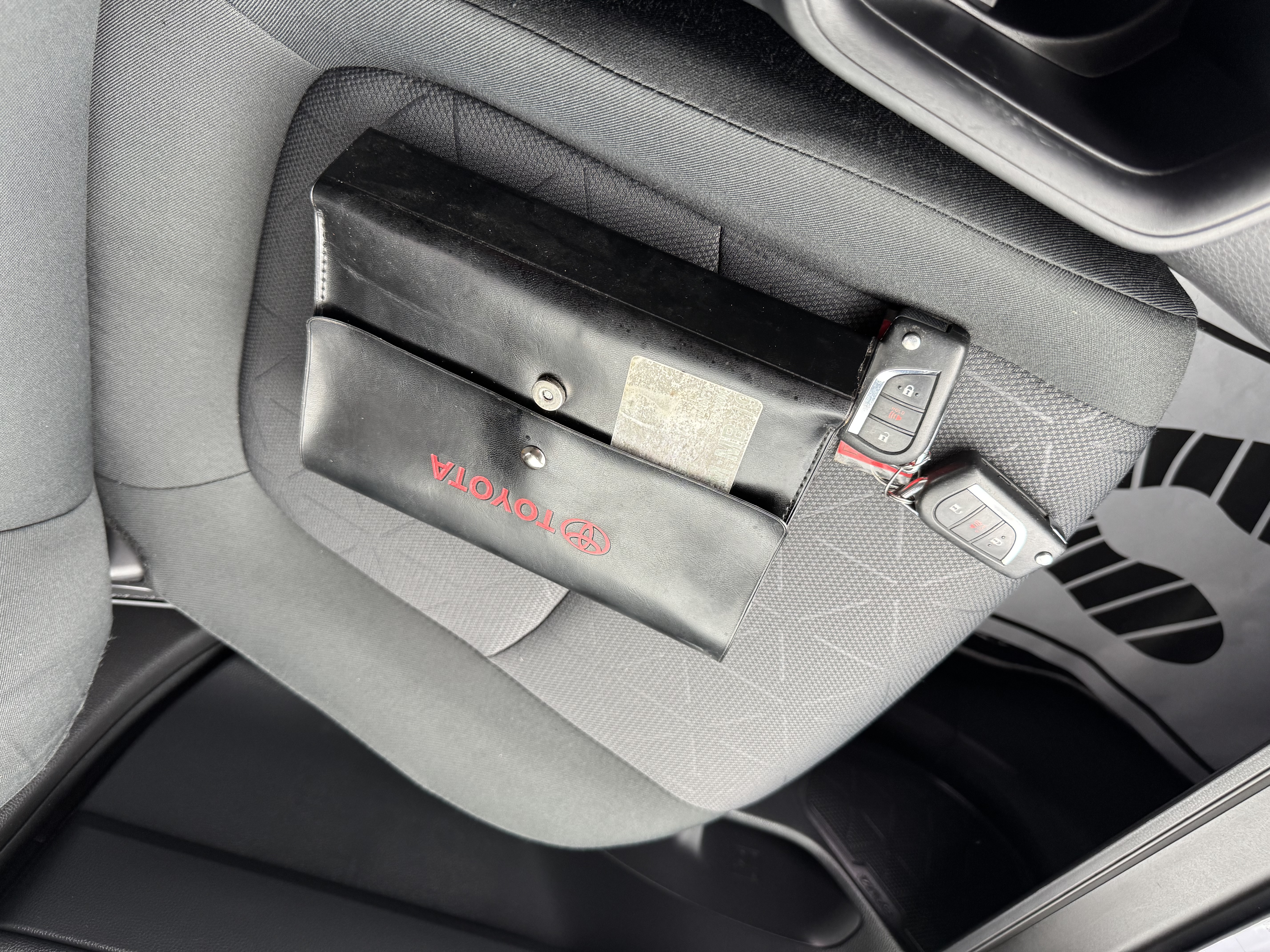 Toyota RAV4 2.5 Hybrid photo 10