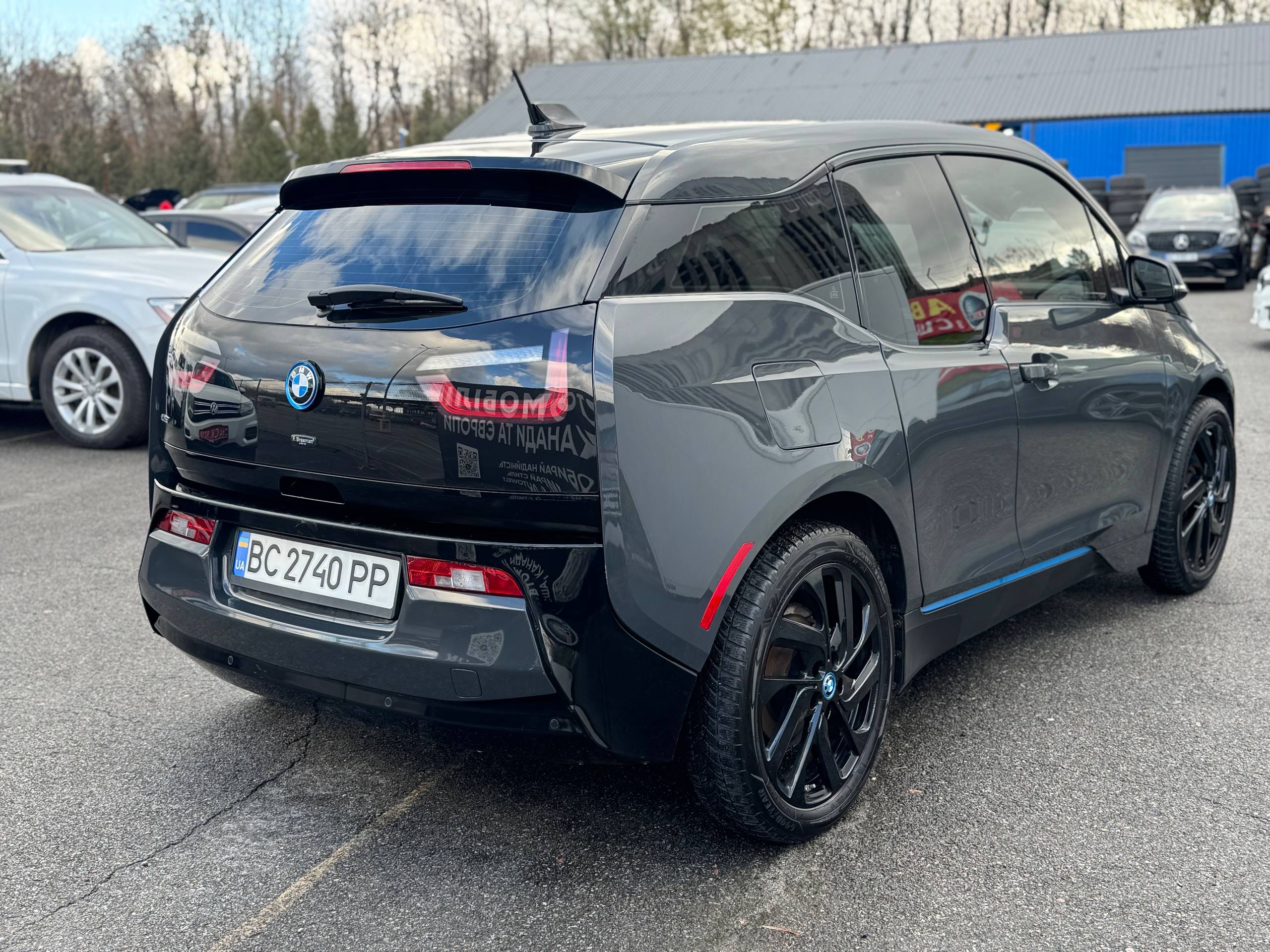 BMW i3 REX photo 3