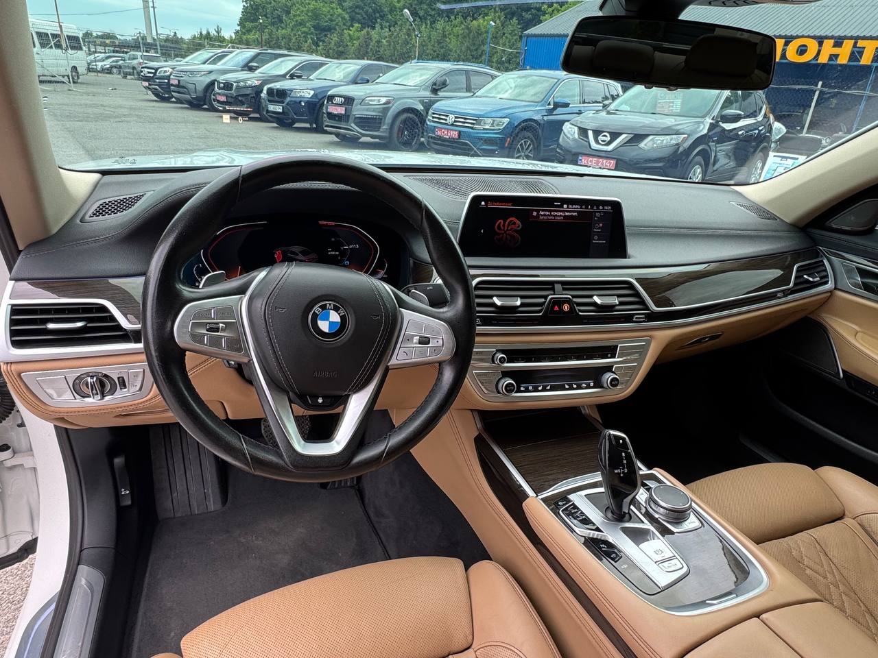 BMW 740Li G12 Lift photo 6