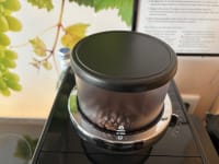 Bohnenbehälter öffnen