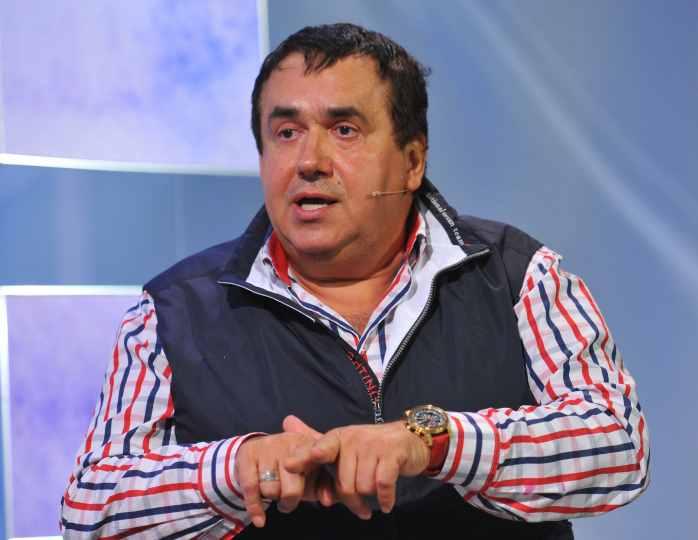 «Я его на съемках гонял за пивом»: Садальский поделился снимком с Фарадой и юным Полицеймако