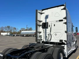 2020 FREIGHTLINER, CASCADIA - Image #5