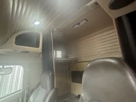 2019 INTERNATIONAL, HX520 - Image #5