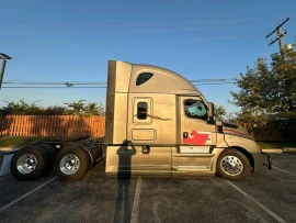 2021 FREIGHTLINER, CASCADIA - Image #4