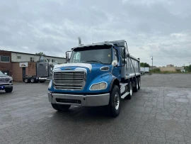 2010 FREIGHTLINER, BUSINESS CLASS M2 112 - Image #2