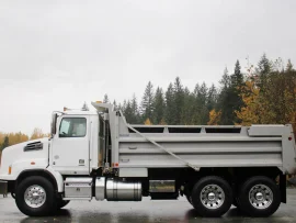 2018 WESTERN STAR, 4700 TANDEM DUMP TRUCK  - Image #3
