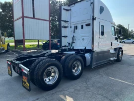 2017 FREIGHTLINER, CASCADIA 125 EVOLUTION - Image #4