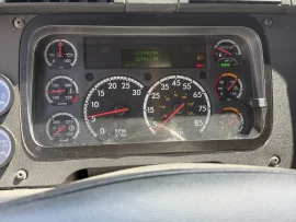 2015 FREIGHTLINER, CASCADIA 125 - Image #4