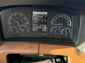 2020 FREIGHTLINER, CASCADIA 116 - Image #5