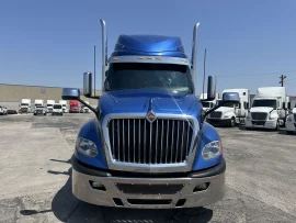 2020 INTERNATIONAL, LT625 - Image #2