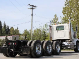 2019 WESTERN STAR, 4900 Day Cab Tri Drive DD16 600HP 18 Spd Double Frame Full Lockers - Image #5