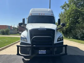 2023 FREIGHTLINER, CASCADIA 126 - Image #2