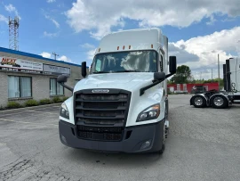 2020 FREIGHTLINER, CASCADIA 126 - Image #4