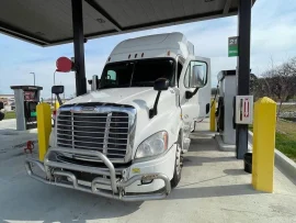 2016 FREIGHTLINER, CASCADIA 125 - Image #2