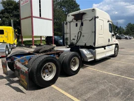 2012 FREIGHTLINER, CASCADIA 125 - Image #5