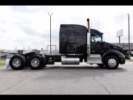 2021 PETERBILT, 579 - Image #4