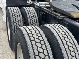 2018 FREIGHTLINER, CASCADIA 126 - Image #4