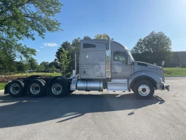 2018 KENWORTH, T880 TRI DRIVE  - Image #2