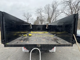 2017 ISUZU, NPR - Image #3