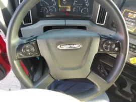 2022 FREIGHTLINER, CASCADIA 126 - Image #3