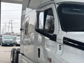 2018 FREIGHTLINER, CASCADIA - Image #4