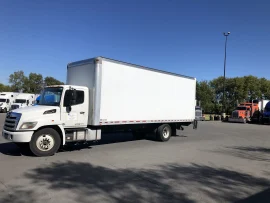 2018 HINO, 268 - Image #4