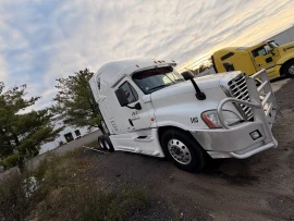 2015 FREIGHTLINER, CASCADIA 125 EVOLUTION - Image #2
