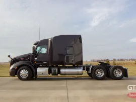 2022 PETERBILT, 579 - Image #2